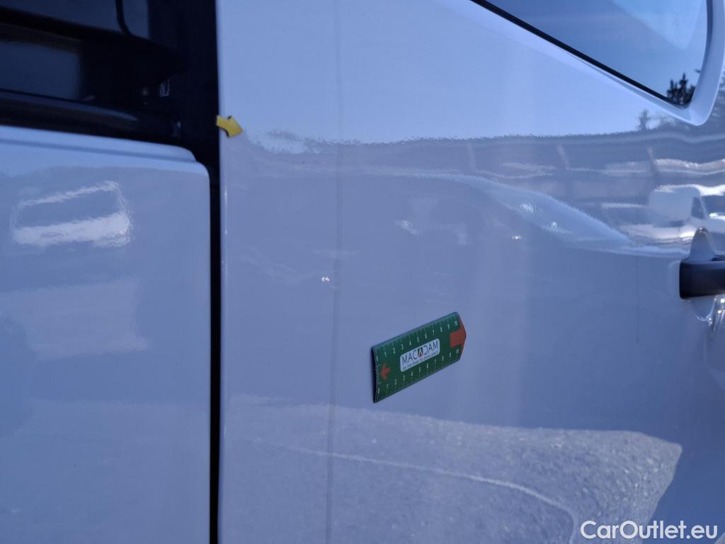  Renault  Trafic RENAULT  / 2019 / 4P / Fourgon tole NV CA GCF L2H1 1200 dCi 120 S&S #13