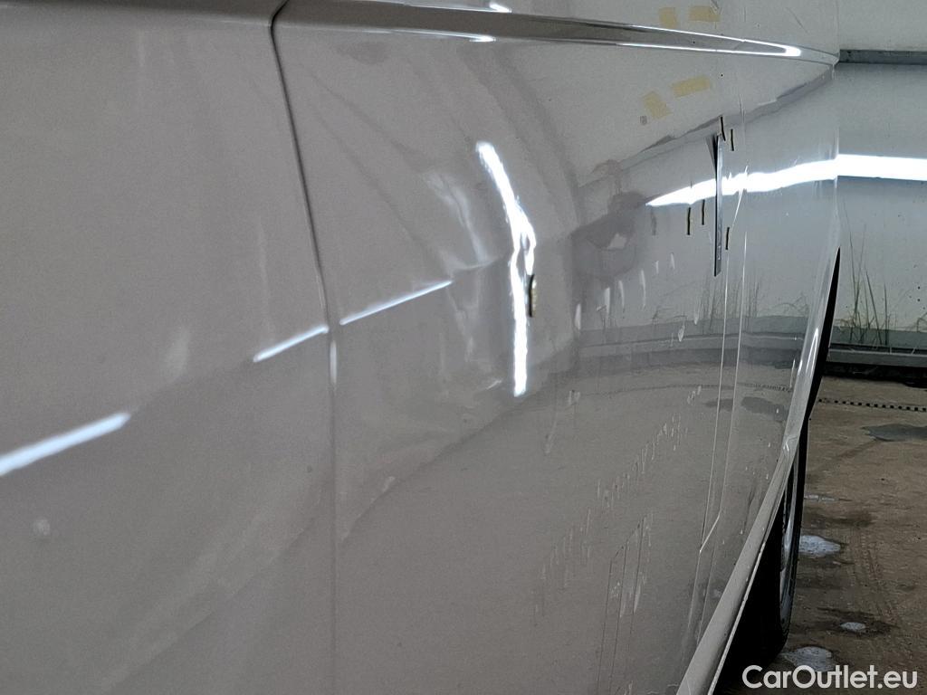  Volkswagen  Transporter VOLKSWAGEN  / 2019 / 4P / Fourgon tôlé 2.0 TDi 150 L1H1 Business Line #37