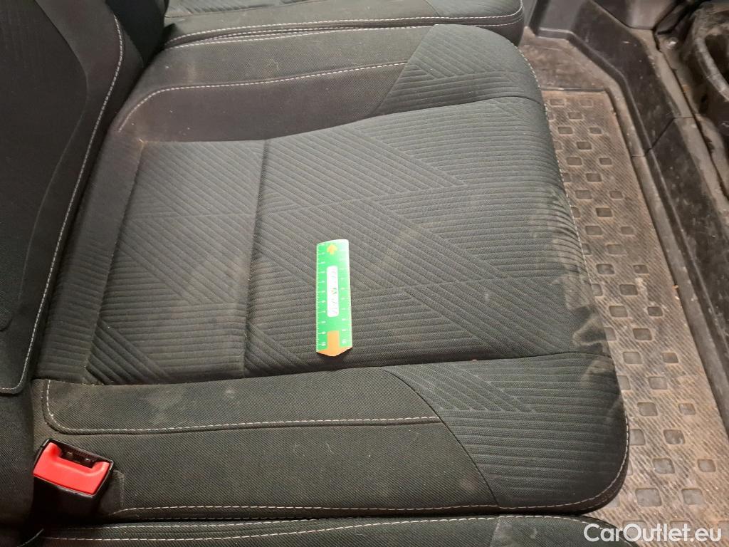  Renault  Trafic RENAULT  / 2019 / 4P / Fourgon tole NV CA GCF L2H1 1200 dCi 120 S&S #36