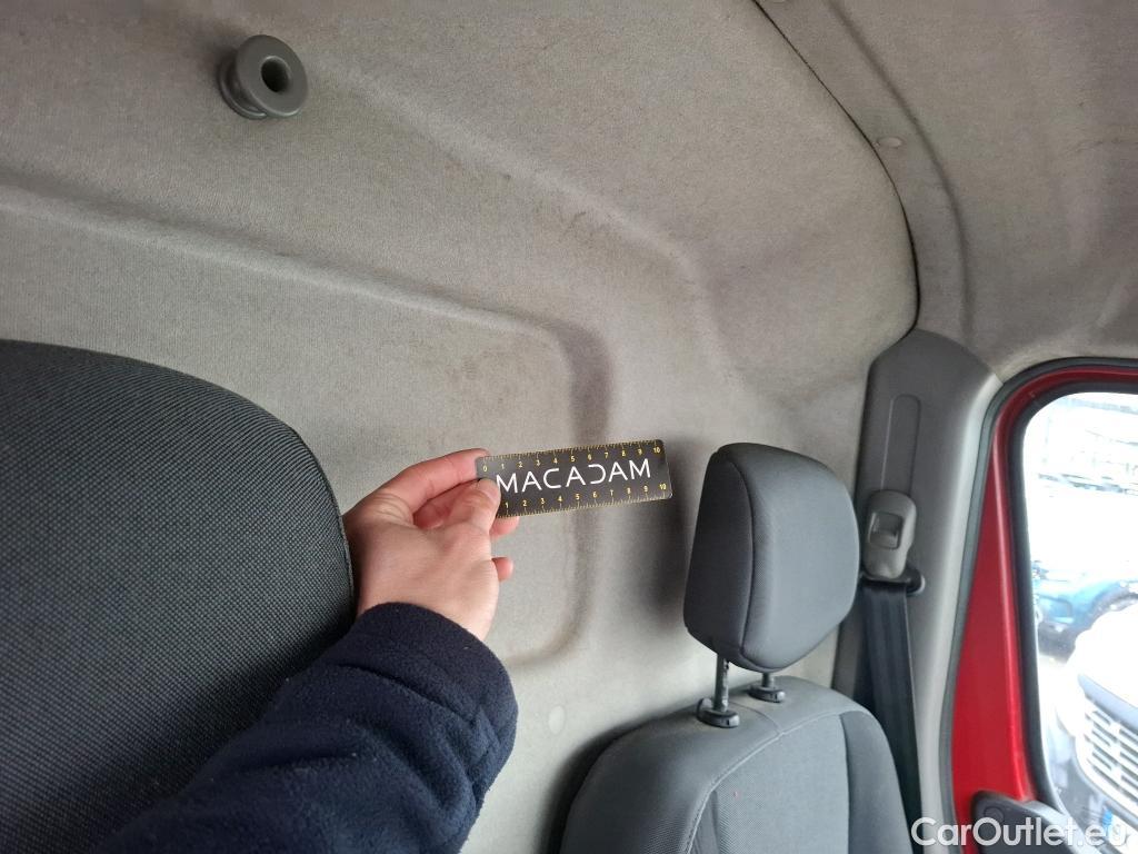  Renault  Master RENAULT  VU 4p Fourgon FG GCf TracF3500 L1H1 dCi110 S&S #97