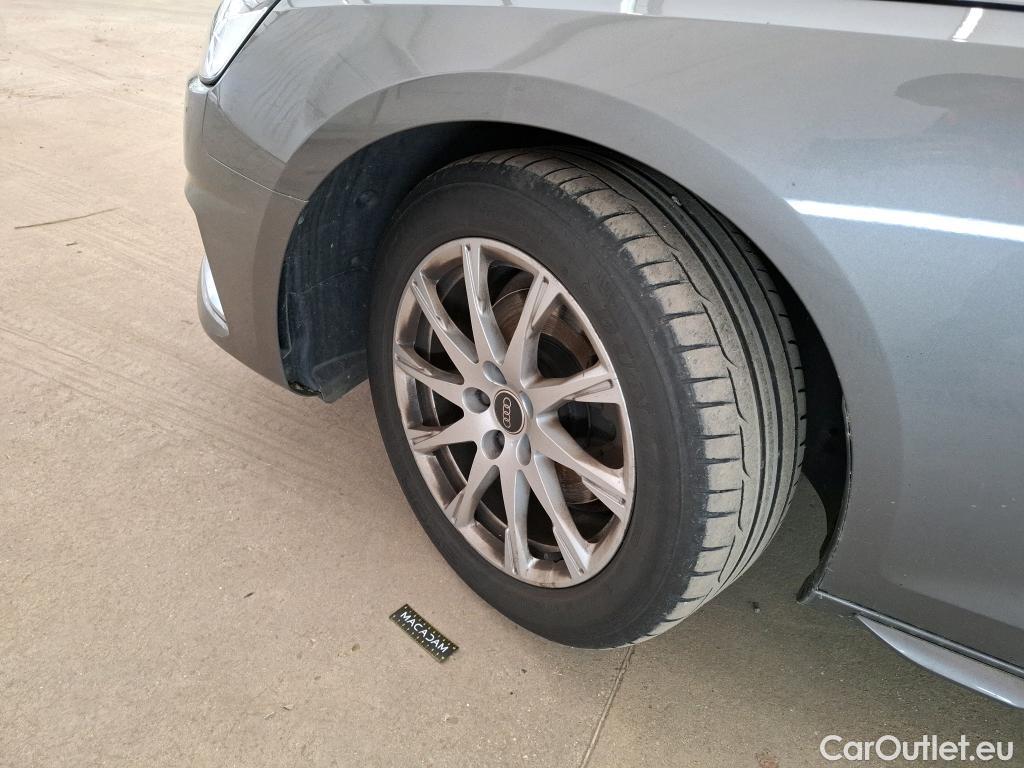  Audi  A4  Berline 30 TDI Business line 2.0 TDI 135CV BVA7 E6d #35