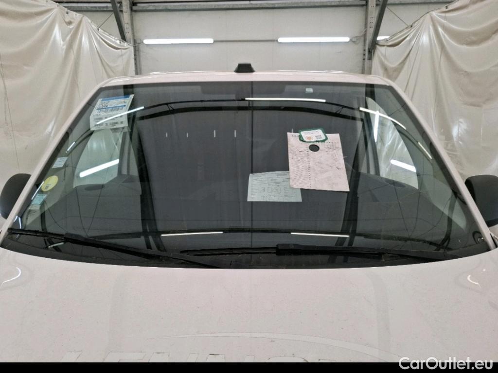  Volkswagen  Transporter VOLKSWAGEN  / 2019 / 4P / Fourgon tôlé 2.0 TDi 150 L1H1 Business Line #38