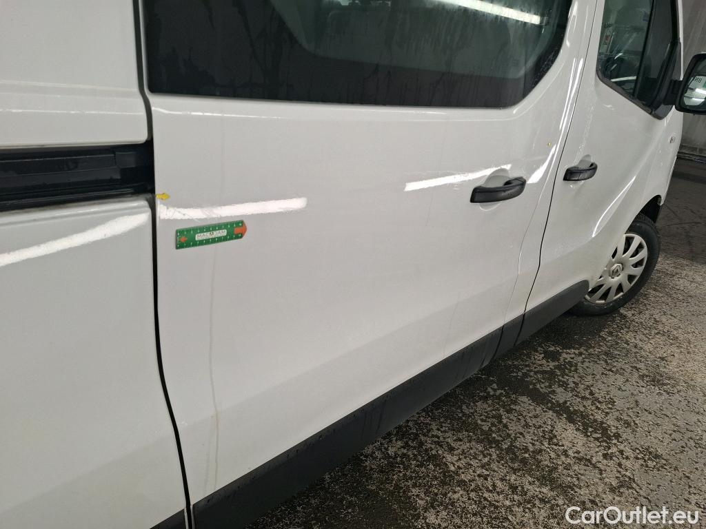  Renault  Trafic RENAULT  / 2019 / 4P / Fourgon tole NV CA GCF L2H1 1200 dCi 120 S&S #9