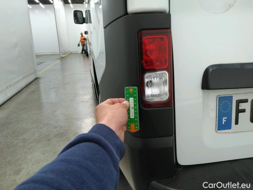  Renault  Trafic RENAULT  / 2014 / 4P / Fourgon tôlé &FG GCF L1H1 1200 dCi 95 E6 #1