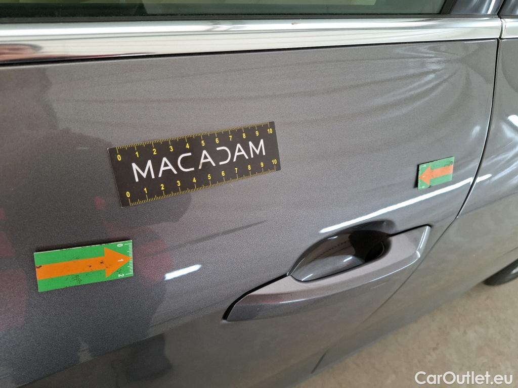  Audi  A4  Berline 30 TDI Business line 2.0 TDI 135CV BVA7 E6d #68