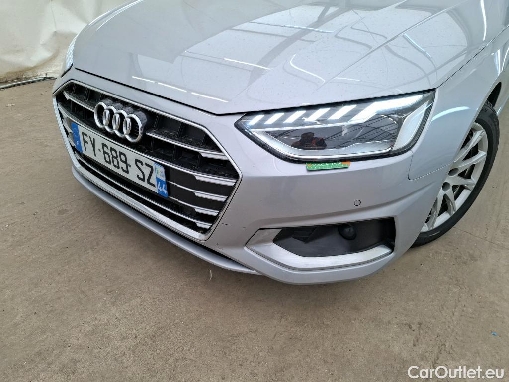 Audi  A4  Avant 30 TDI Business Line 2.0 TDI 135CV BVA7 E6d #1