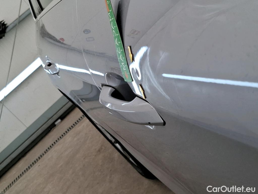  Audi  A4  Avant 30 TDI Business Line 2.0 TDI 135CV BVA7 E6d #19