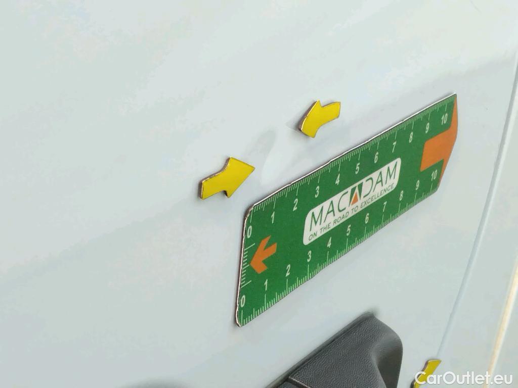  Renault  Trafic RENAULT  / 2014 / 4P / Fourgon tôlé &FG GCF L1H1 1200 dCi 95 E6 #11