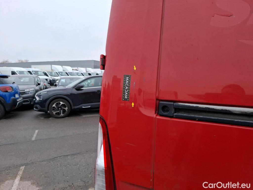  Renault  Master RENAULT  VU 4p Fourgon FG GCf TracF3500 L1H1 dCi110 S&S #118