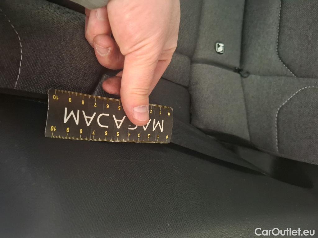  Citroen  C4  Berline Feel Pack 1.5 BlueHDI 130CV BVA8 E6d #15