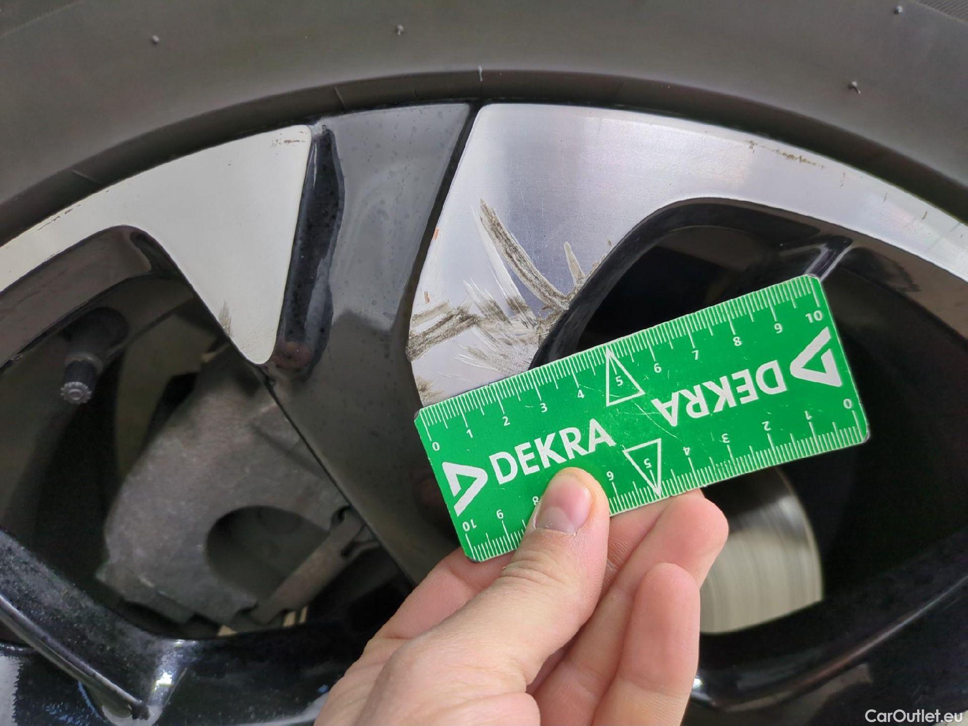  DS  DS7 7 Crossback Business 1.5 BlueHDi 130CV BVA8 E6d #13