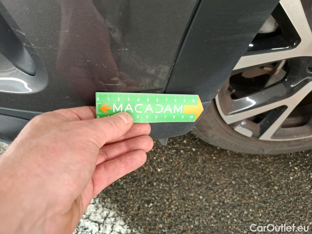  Citroen  C5 CITROEN  Aircross / 2018 / 5P / SUV Hybrid 225 ë-EAT8 Shine Pack #38