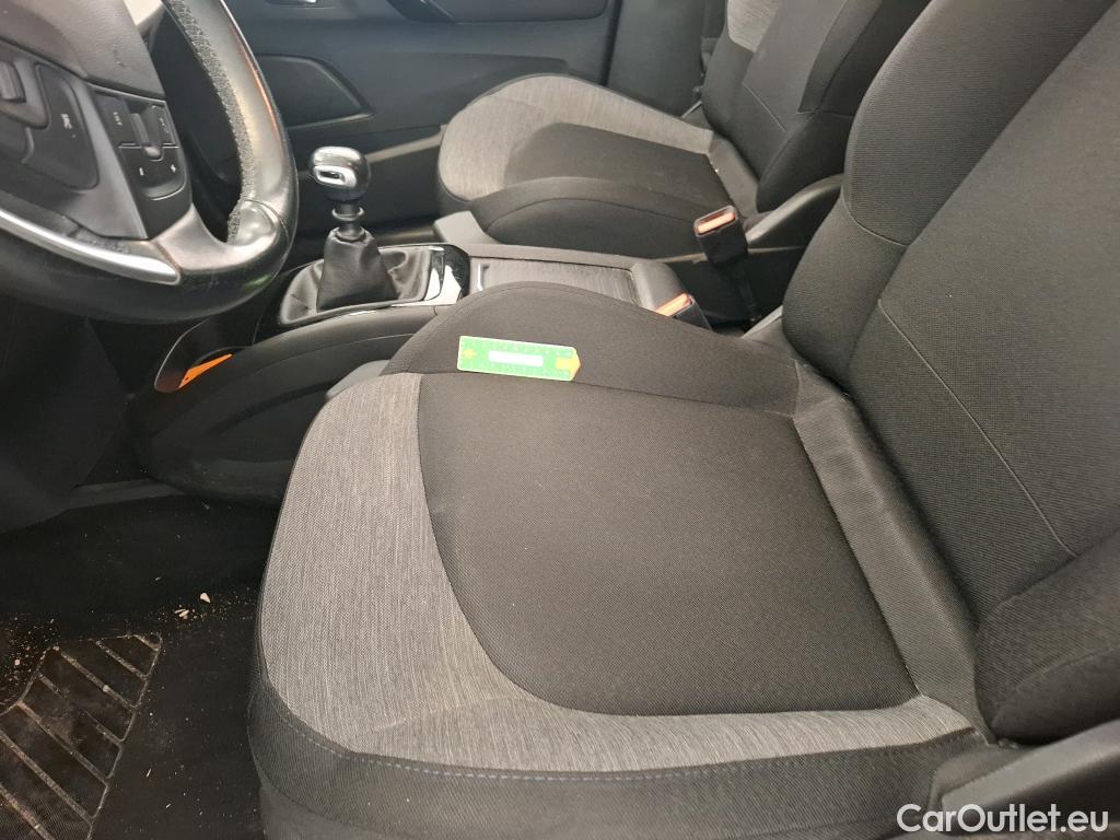  Citroen  C4 Picasso /Spacetourer Business + 1.5 BlueHDi 130CV BVM6 E6dT #57