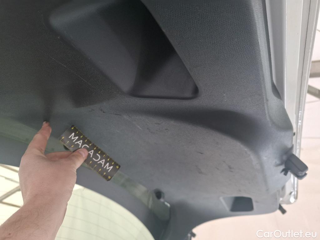  Citroen  C4  Berline Feel Pack 1.5 BlueHDI 130CV BVA8 E6d #17