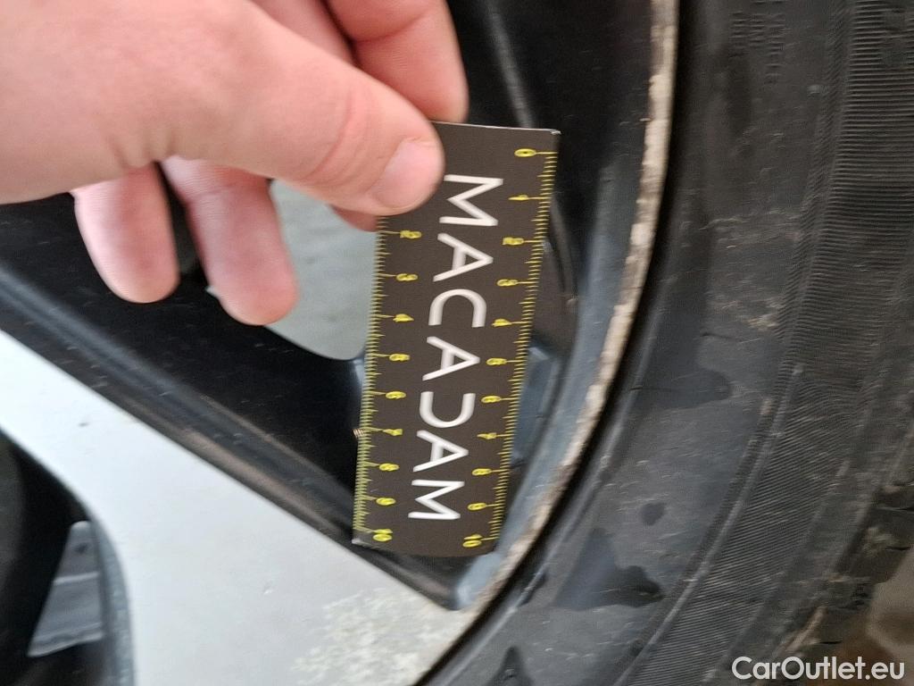  Hyundai  Tucson  Executive 2WD 2.0 CRDi 135CV BVM6 E6 #11