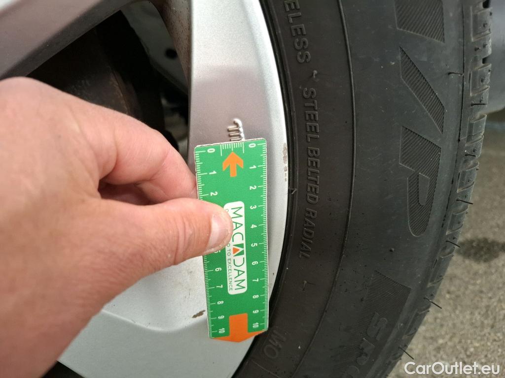  Nissan  Qashqai NISSAN  / 2017 / 5P / Crossover 1.5 DCI 115 Business Edition #18