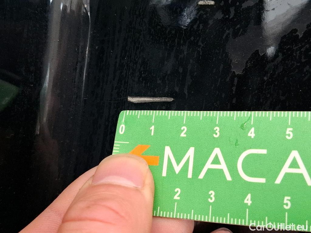  Mercedes  A-Klasse MERCEDES-BENZ Classe A Berline / 2018 / 4P / Berline A 200 d AMG Line 8G-DCT #9