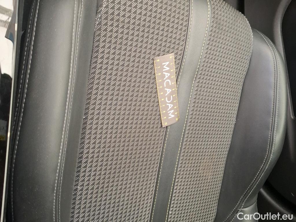  Peugeot  2008 PEUGEOT  / 2019 / 5P / Crossover 1.2 PT 130 GT Line (Ex 028N) #29