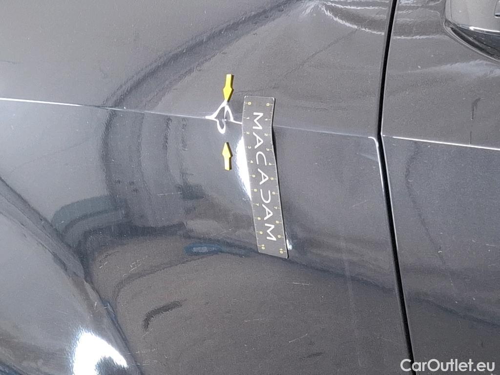  KIA  Sportage KIA  / 2021 / 5P / SUV 1.6 T-GDI 150 MHEV DCT7 DESIGN #16