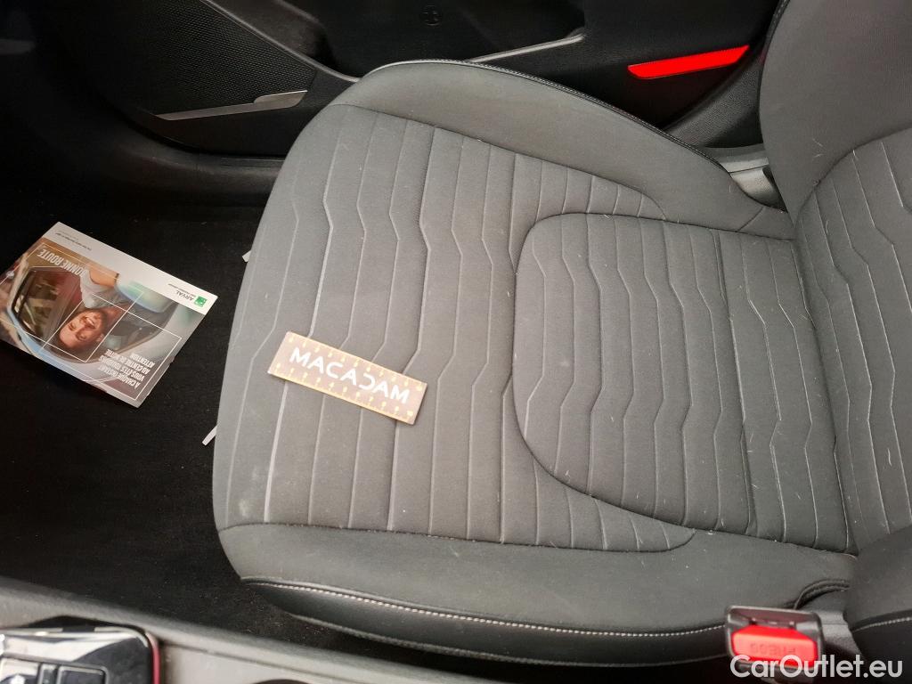  KIA  Sportage KIA  / 2021 / 5P / SUV 1.6 T-GDI 150 MHEV DCT7 DESIGN #21