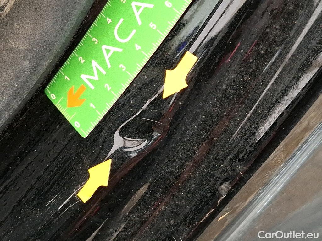  Mercedes  A-Klasse MERCEDES-BENZ Classe A Berline / 2018 / 4P / Berline A 200 d AMG Line 8G-DCT #6