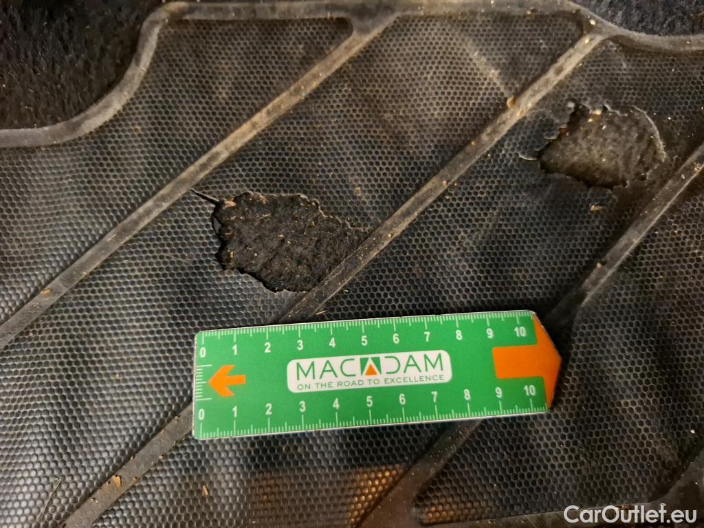  Nissan  Qashqai NISSAN  / 2017 / 5P / Crossover 1.5 DCI 115 Business Edition #2