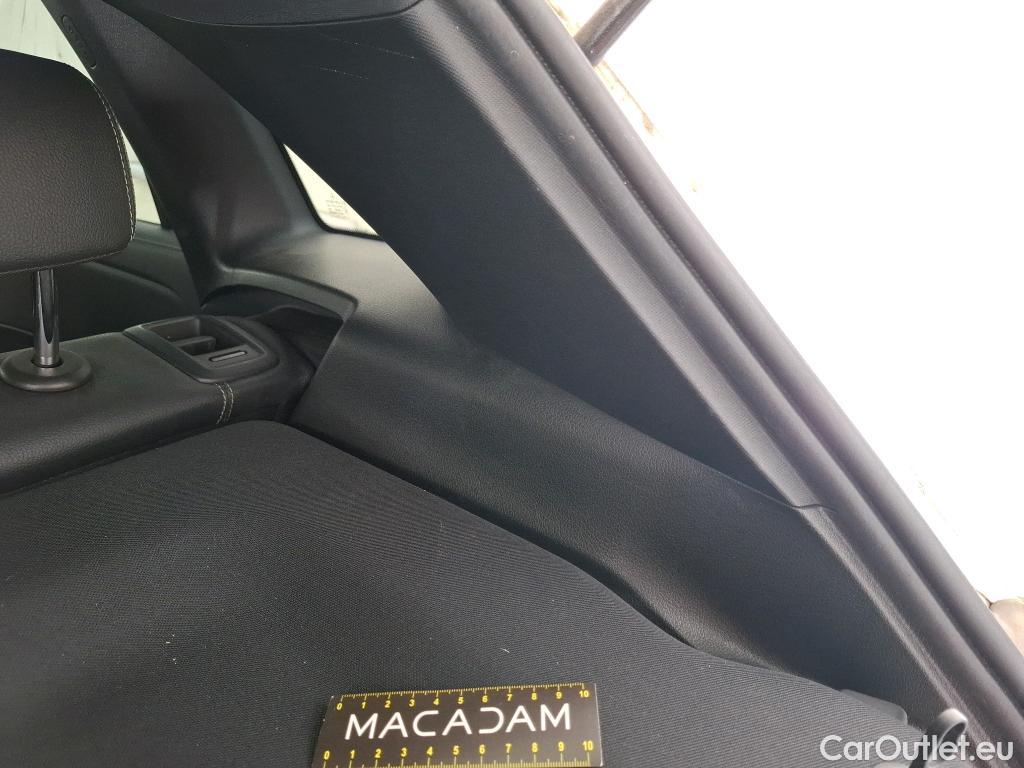  Mercedes  GLA MERCEDES-BENZ  / 2020 / 5P / SUV 2.0  200 D BUSINESS LINE DCT #10