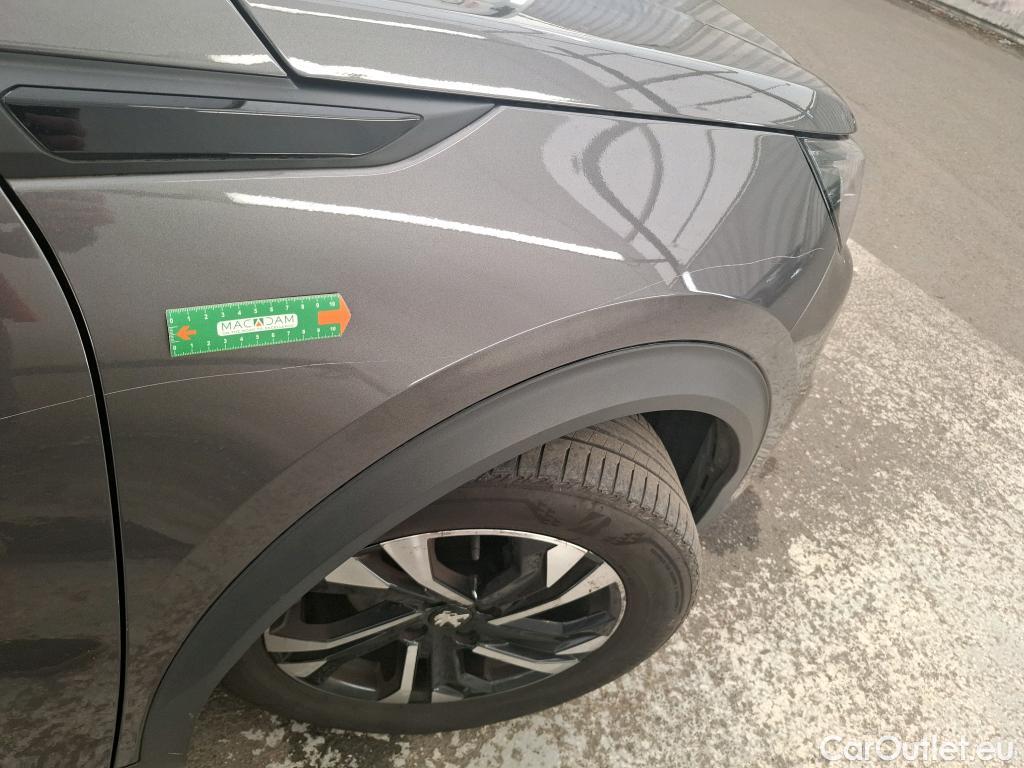  Peugeot  2008  Allure Business 1.2 PureTech 130CV BVA8 E6d #27