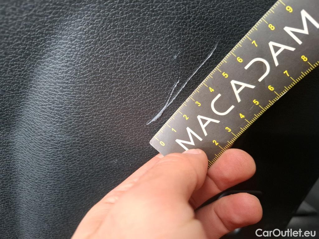  KIA  Sportage KIA  / 2021 / 5P / SUV 1.6 T-GDI 150 MHEV DCT7 DESIGN #8