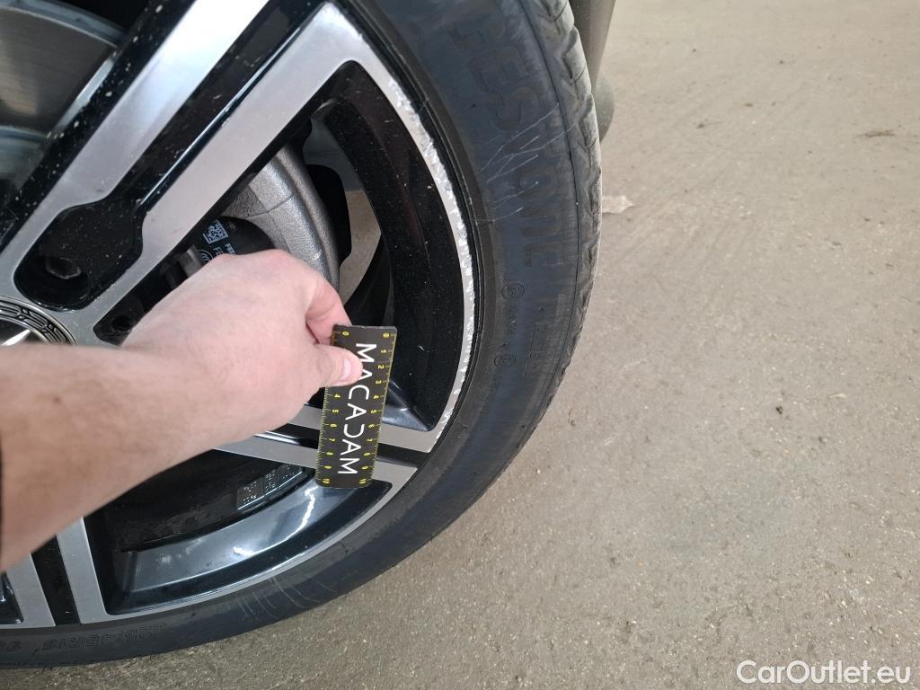  Mercedes  CLA-Klasse MERCEDES-BENZ CLA Coupe / 2019 / 4P / Coupé CLA 200 Progressive Line BA7 #8