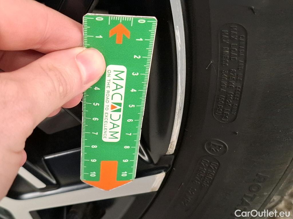  Hyundai  Tucson HYUNDAI  / 2020 / 5P / SUV 1.6 CRDI 136 DCT-7 HYBRID 48V N LINE EXE #3