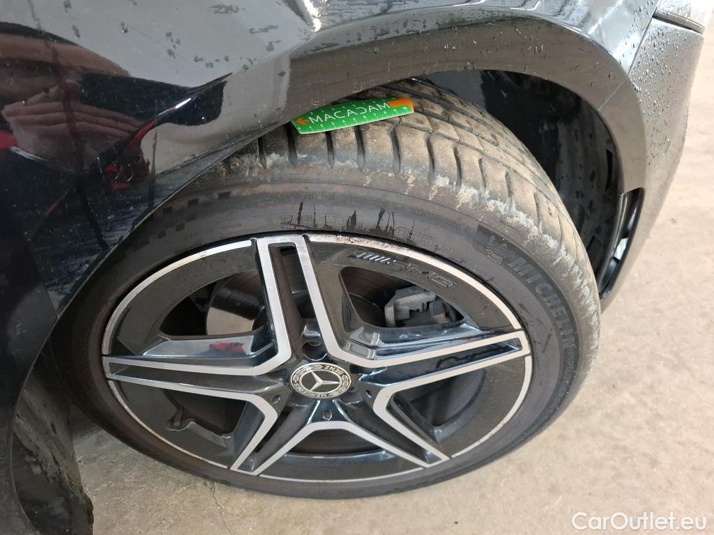  Mercedes  A-Klasse MERCEDES-BENZ Classe A Berline / 2018 / 4P / Berline A 200 d AMG Line 8G-DCT #10