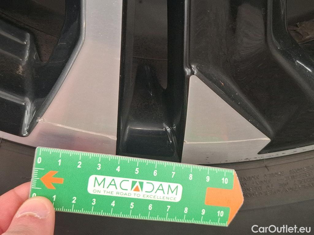  Peugeot  2008  Allure Business 1.2 PureTech 130CV BVA8 E6d #33