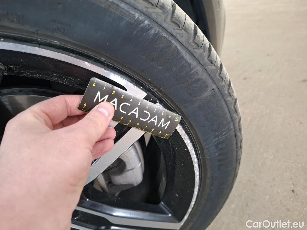  Mercedes  CLA-Klasse MERCEDES-BENZ CLA Coupe / 2019 / 4P / Coupé CLA 200 Progressive Line BA7 #6