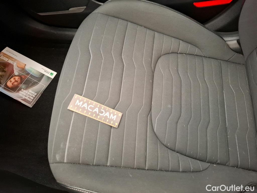  KIA  Sportage KIA  / 2021 / 5P / SUV 1.6 T-GDI 150 MHEV DCT7 DESIGN #22