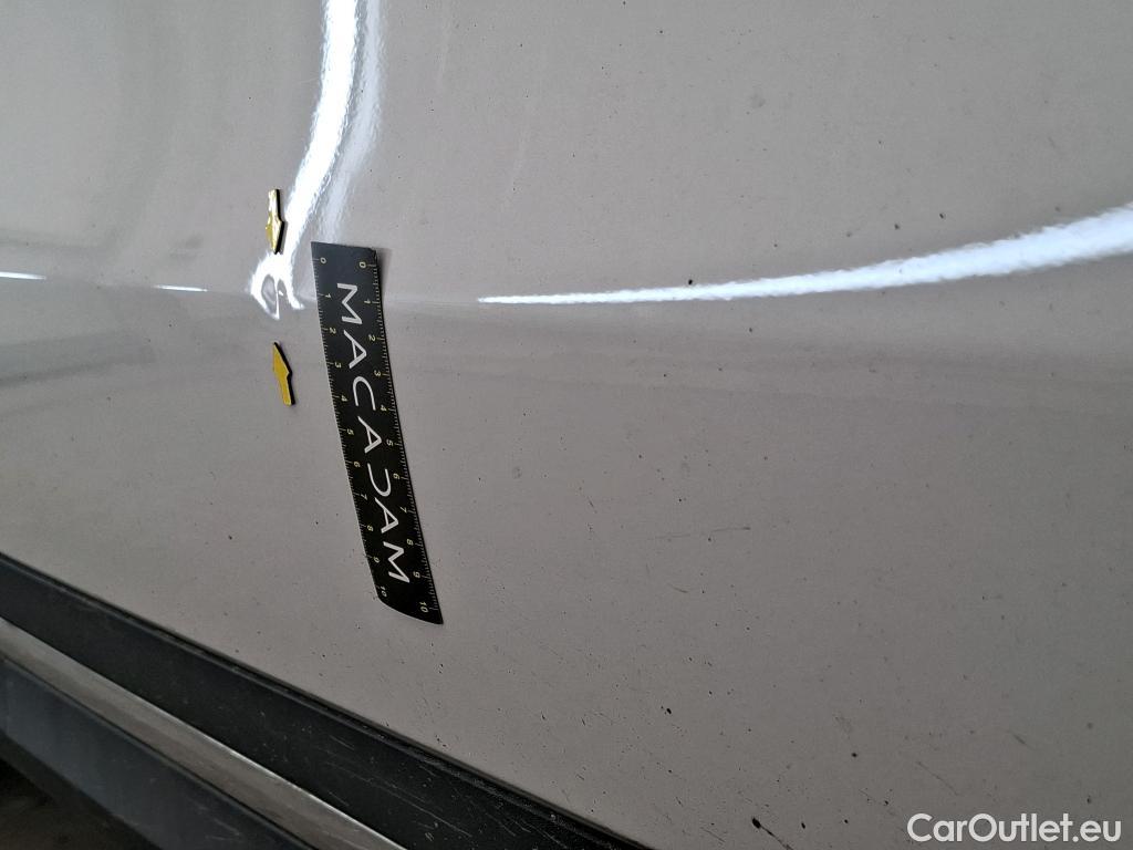  Mercedes  GLA MERCEDES-BENZ  / 2020 / 5P / SUV 2.0  200 D BUSINESS LINE DCT #15