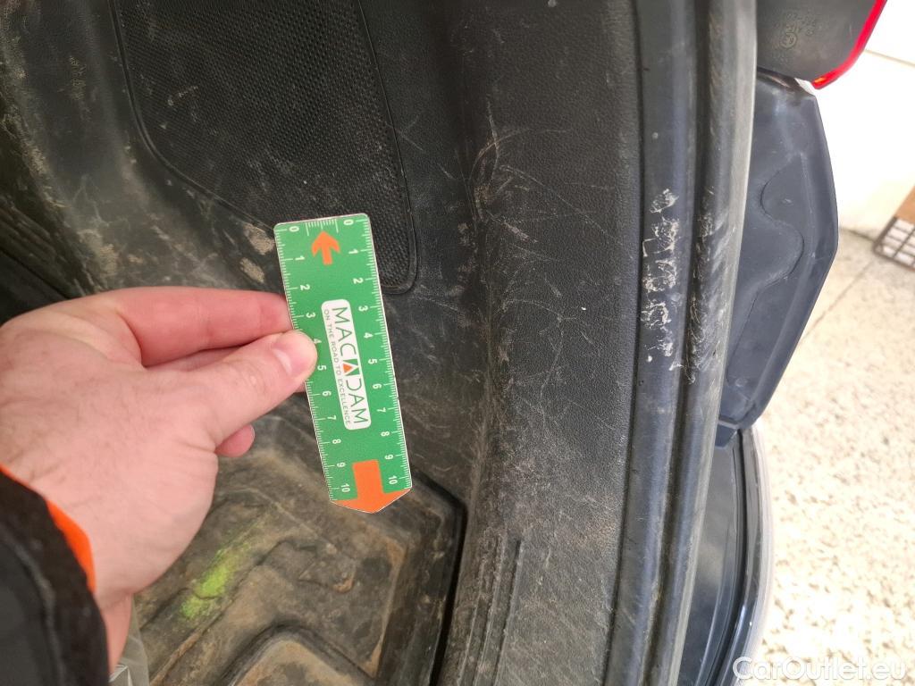  Hyundai  Konna HYUNDAI Kona / 2020 / 5P / SUV 1.6 CRDI 136 HYBRID 48V DCT-7 BUSINESS #10