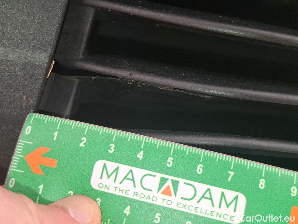  Peugeot  2008  Allure Business 1.2 PureTech 130CV BVA8 E6d #24