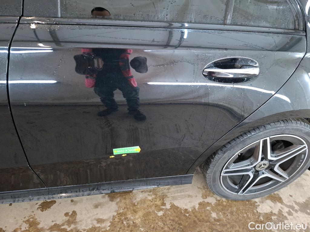  Mercedes  A-Klasse MERCEDES-BENZ Classe A Berline / 2018 / 4P / Berline A 200 d AMG Line 8G-DCT #25