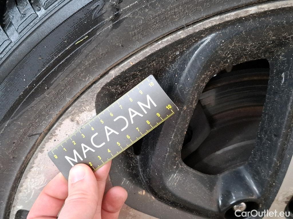  Hyundai  Tucson  Executive 2WD 2.0 CRDi 135CV BVM6 E6 #9