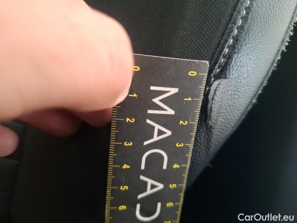  KIA  Sportage KIA  / 2021 / 5P / SUV 1.6 T-GDI 150 MHEV DCT7 DESIGN #4