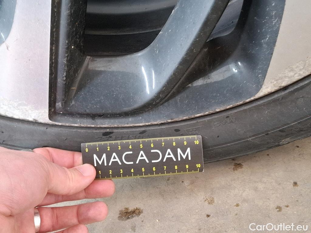  Hyundai  Tucson  Executive 2WD 2.0 CRDi 135CV BVM6 E6 #12