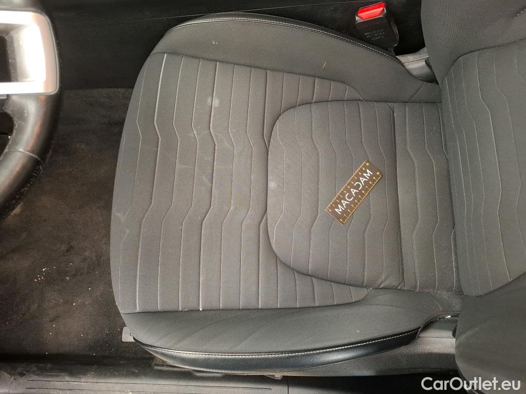  KIA  Sportage KIA  / 2021 / 5P / SUV 1.6 T-GDI 150 MHEV DCT7 DESIGN #19