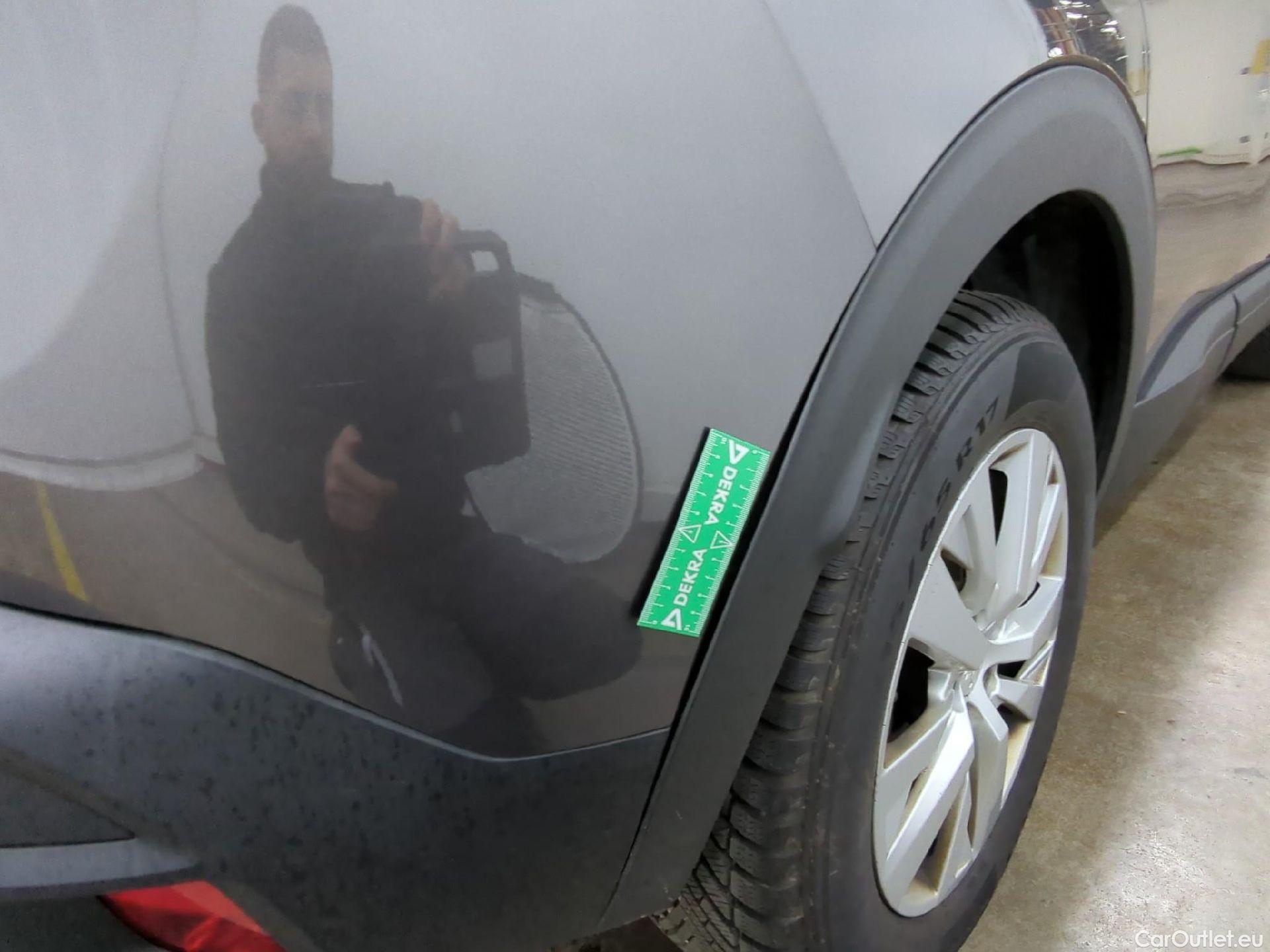  Peugeot  3008  II Active Pack 1.5 HDi 130CV BVA8 E6d #37