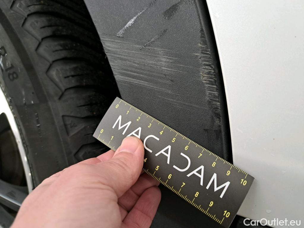  Peugeot  3008  Allure Pack 1.5 HDi 130CV BVM6 E6d #28