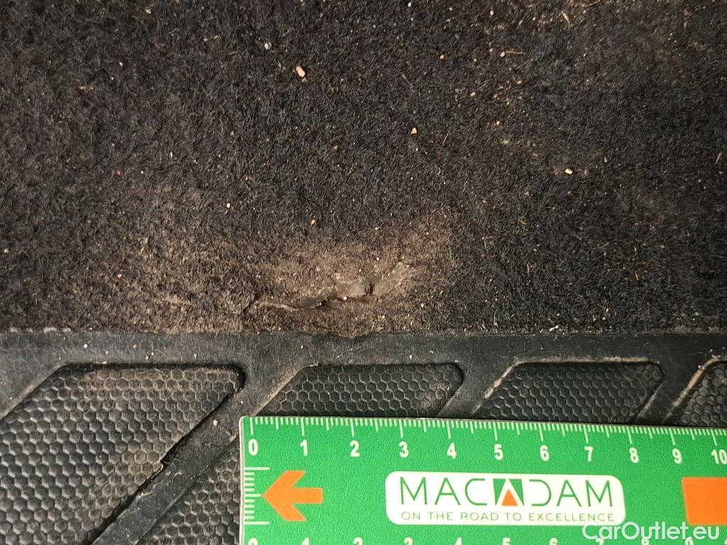  Peugeot  3008  II Active Pack 1.5 HDi 130CV BVA8 E6d #18