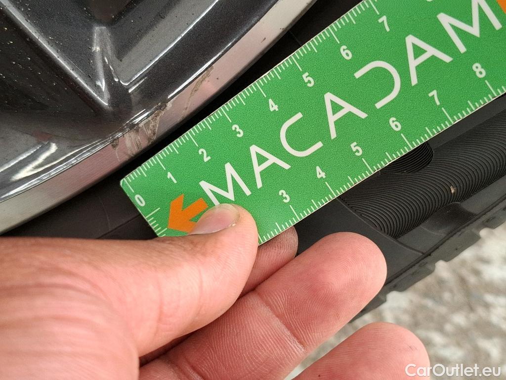  Peugeot  3008  Allure Pack 1.5 HDi 130CV BVA8 E6d #31