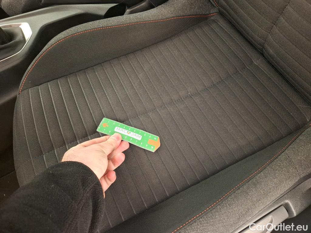  Peugeot  2008  Active Business 1.5 HDi 110CV BVM6 E6d #25