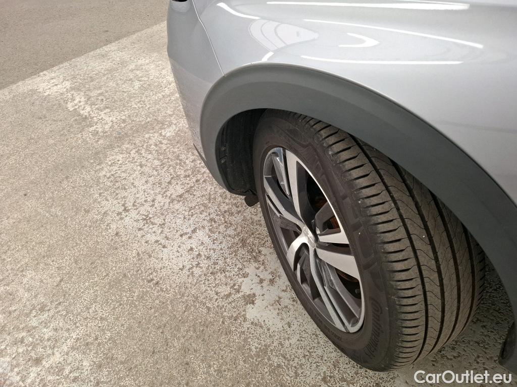  Peugeot  3008  Allure Pack 1.5 HDi 130CV BVA8 E6d #46