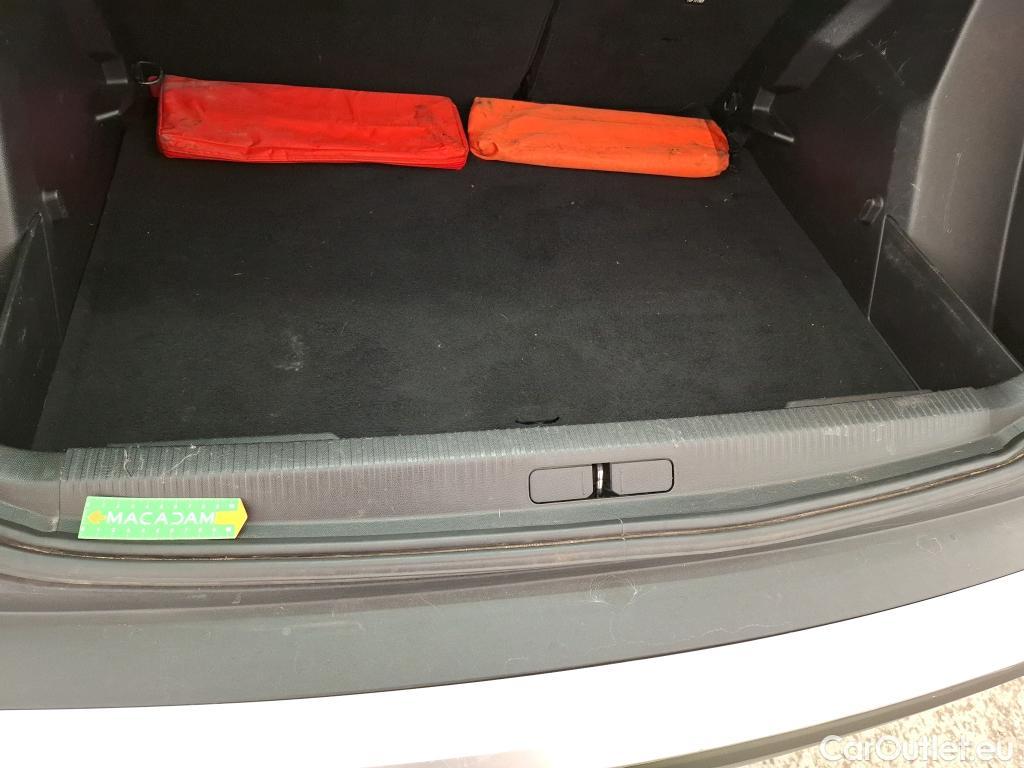  Peugeot  2008  Active Business 1.5 HDi 100CV BVM6 E6d #106